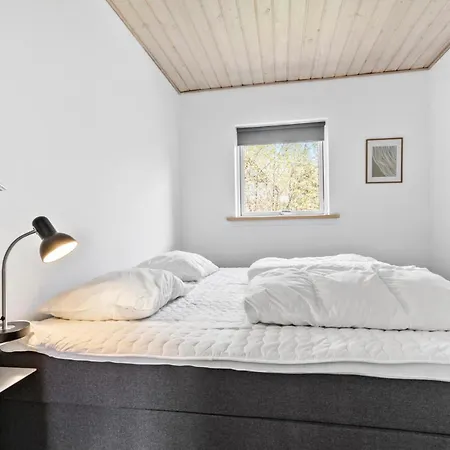 4 Bedroom Pet Friendly In Ebeltoft